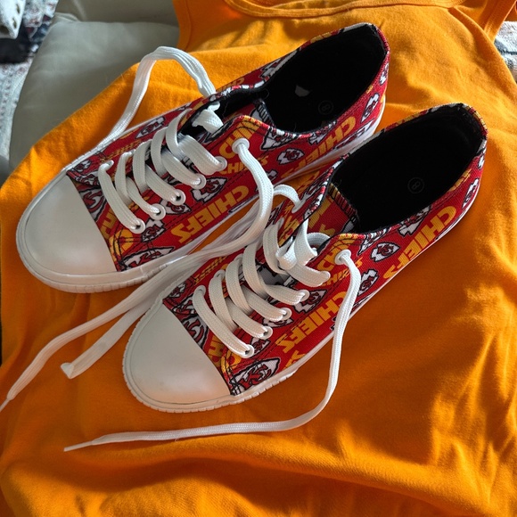 Tennis Shoes - Kansas City Chiefs - Picture 1 of 3